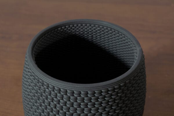 deceitful closeup- 3d printer ceramic pot